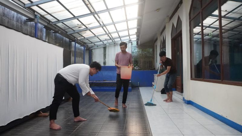 Agen Kebaikan: Jalan Menuju Solusi Permasalahan Umat