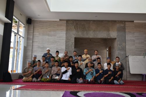 Khutbatul `Arsy : Membangkitkan Semangat Para Santri One Qur`an Institute