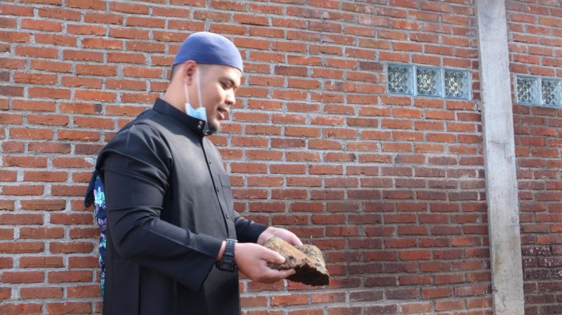 Peletakan Batu Pertama Pembangunan Asrama Santri One Qur’an Institute 