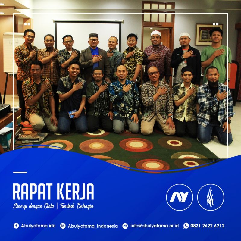 "Sinergi dengan Cinta, Tumbuh Bahagia"