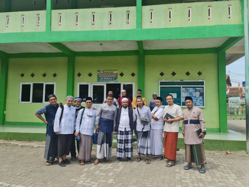SILATURAHIM DEWAN SYURO PERADABAN EOA KE PONDOK PESANTREN ALHIKMAH
