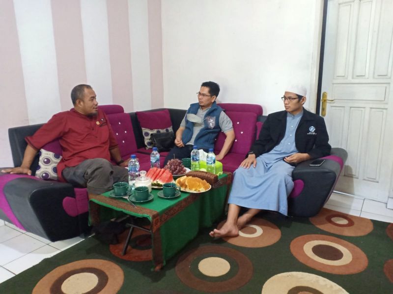 Silaturahim Ketua Dewan Syuro Peradaban EOA ke Mahad One Quran Institute