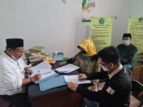 Wakaf Tanah untuk Santri One Quran Institute